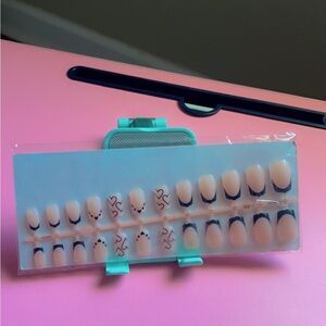 Heart Design Press-On Nails